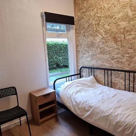3 Bedroom On Gt Balen